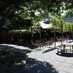 Retreat In Setting * Lathum