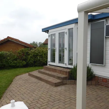 Lakeside Retreat In Setting Horská chata *