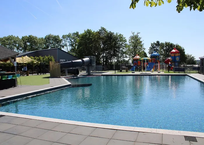 Horská chata Lakeside Retreat In Setting